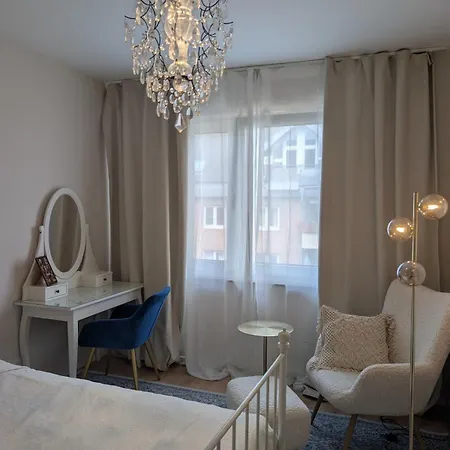 Apartment 3 Flat In Cosy Area Of Dusseldorf